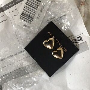 Nine West Gold Heart Earrings Elegant Studs